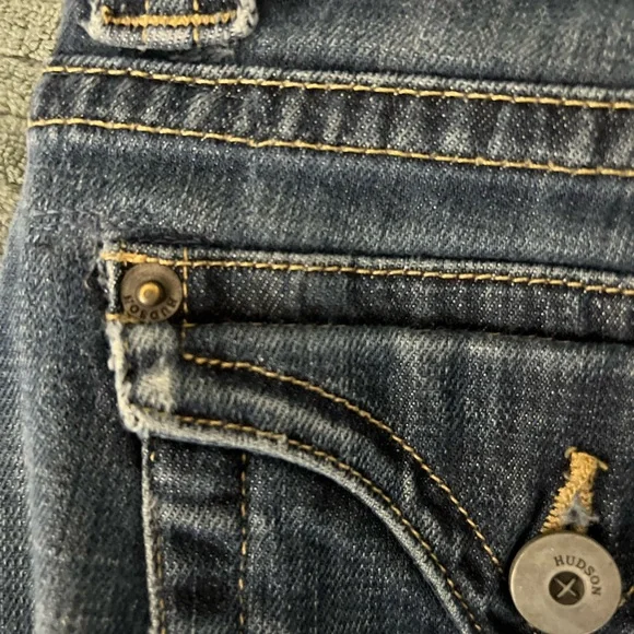 Women’s Hudson Jeans - Picture 12 of 12